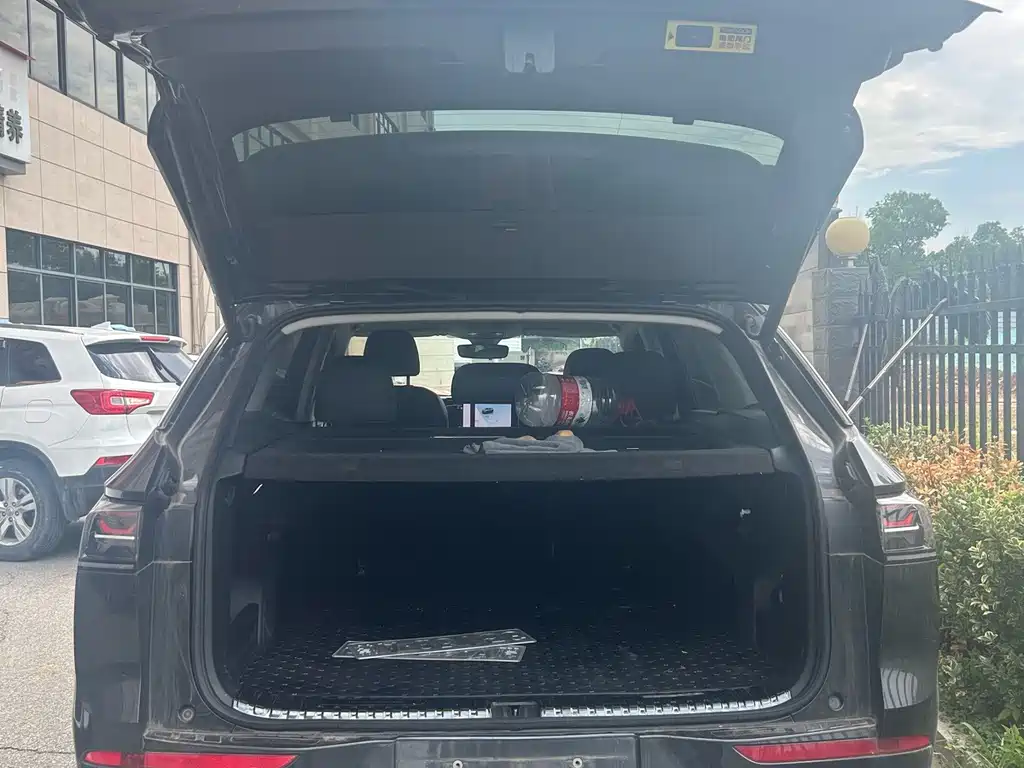Lantian 2023 Model 380TSI All-Wheel Drive R-Line Touring Edition