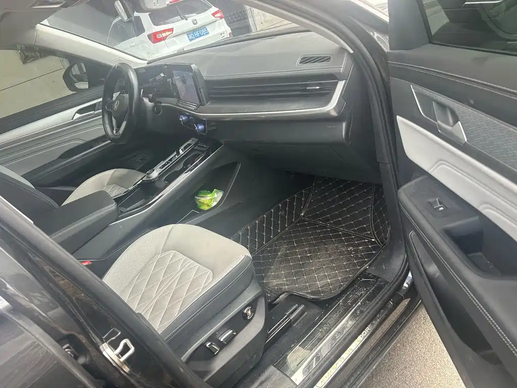 Lantian 2023 Model 380TSI All-Wheel Drive R-Line Touring Edition