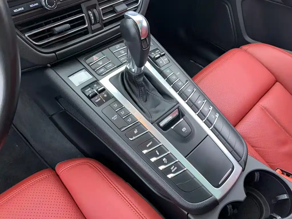 Macan 2020 2.0T