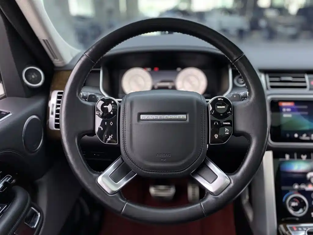 Range Rover 2022 3.0 L6 360PS Classic Edition