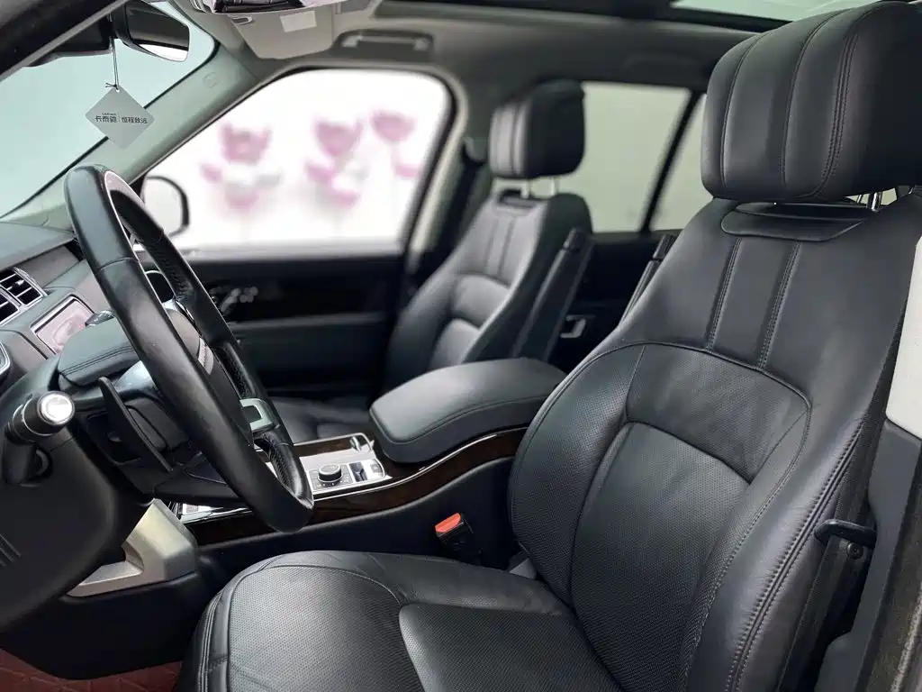 Range Rover 2022 3.0 L6 360PS Classic Edition