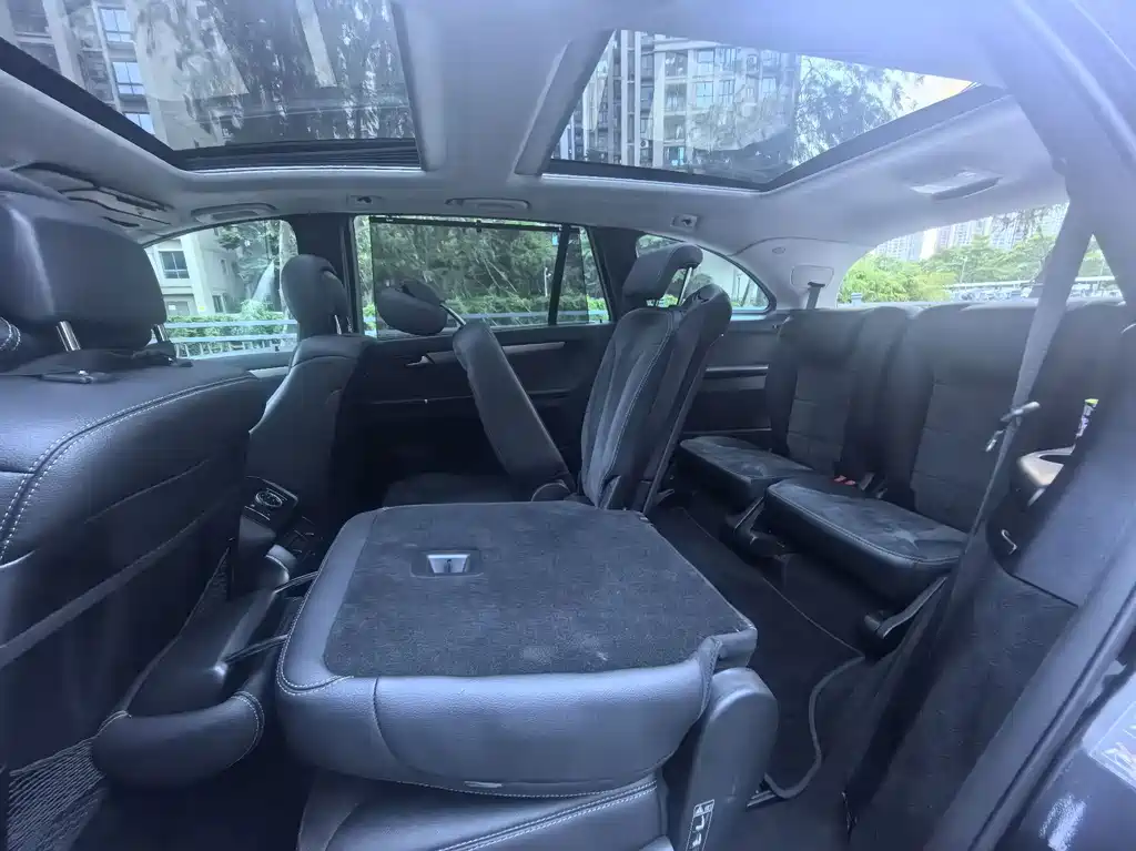 Mercedes R-Class 2015 R 320 4MATIC Luxury Edition