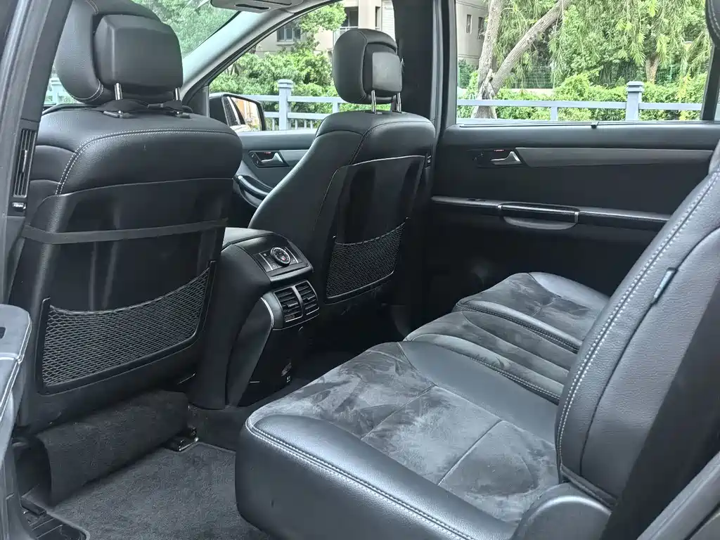 Mercedes R-Class 2015 R 320 4MATIC Luxury Edition