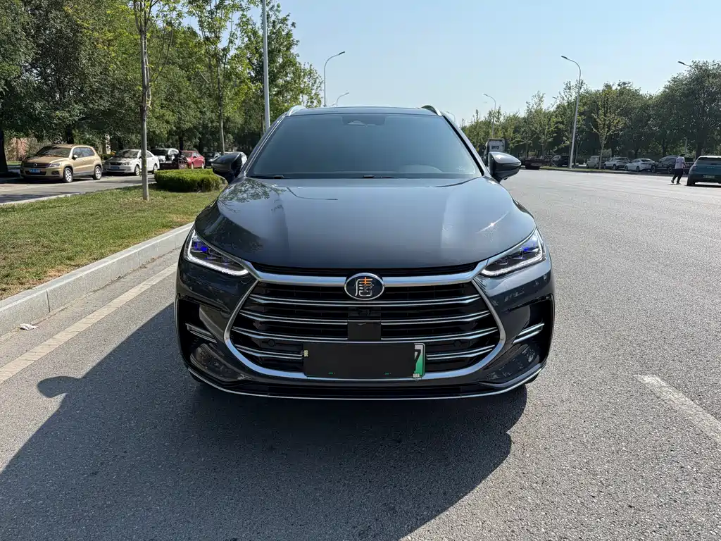 Song New Energy 2023 DM-i Champion Edition 112KM Prestige Model
