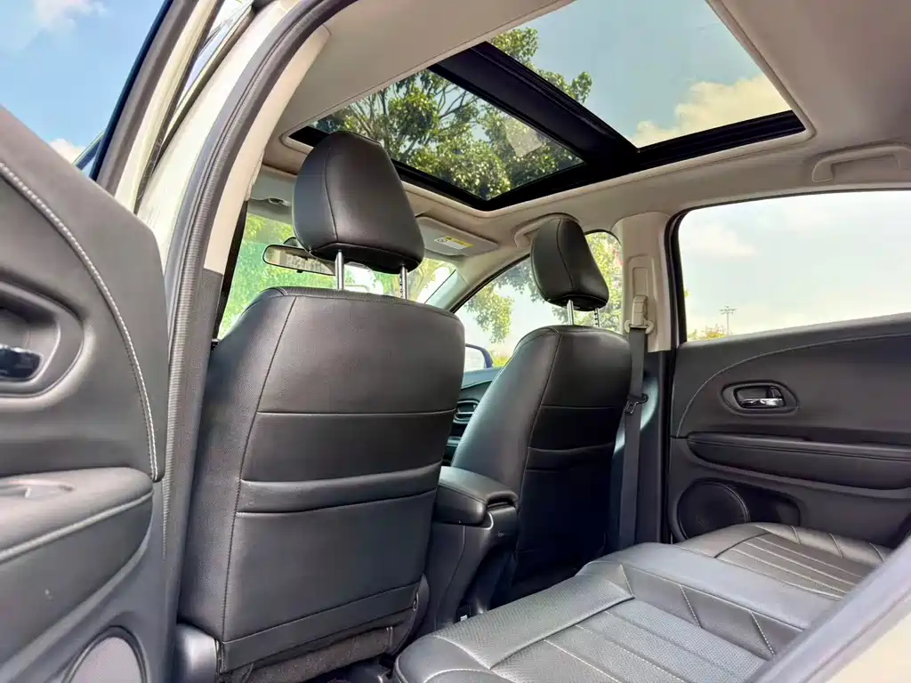 Vezel 2022 1.5L CVT Elite Smart Enjoy Edition