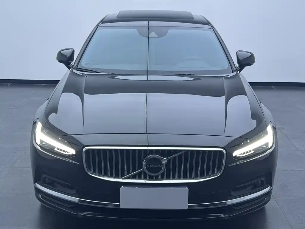 Volvo S90 2021 B5 Intelligent Distance Luxury Edition