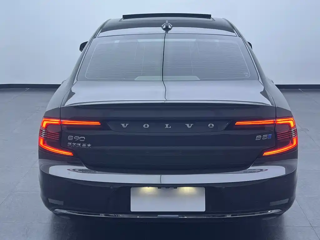 Volvo S90 2021 B5 Intelligent Distance Luxury Edition