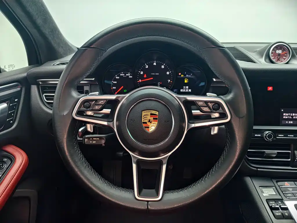 Macan 2021 2.0T