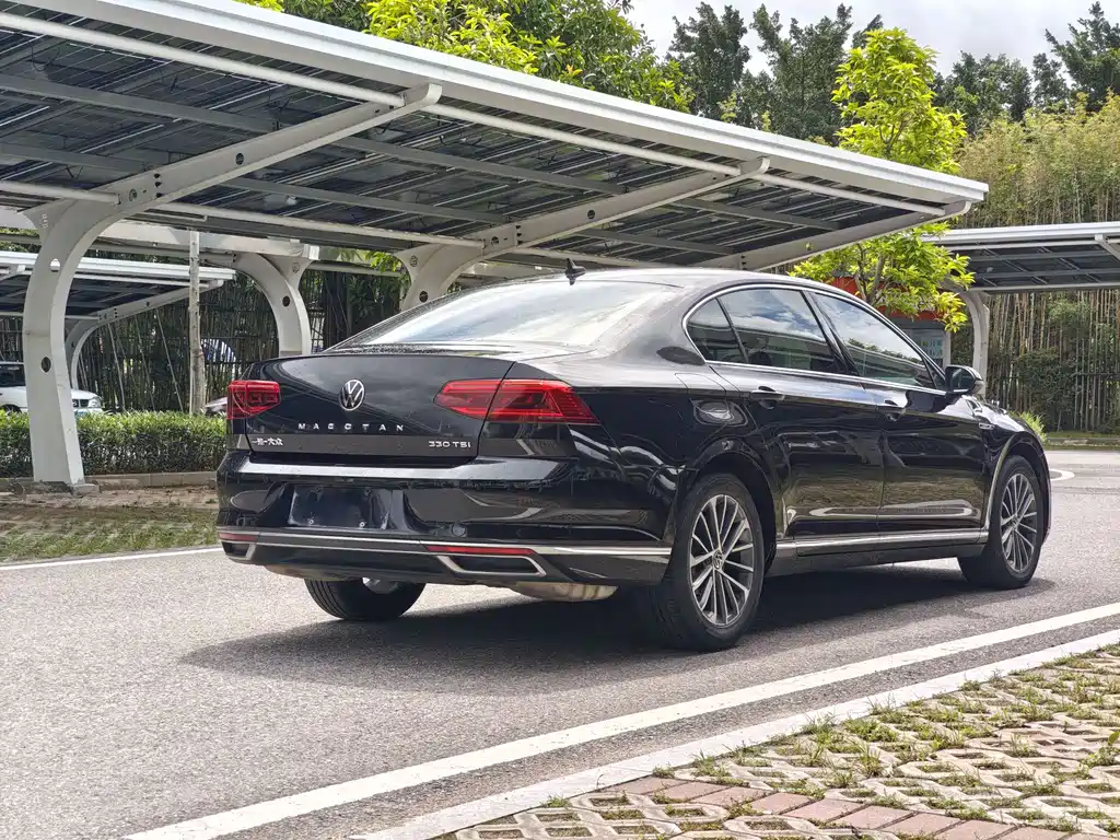 Magotan 2020 330TSI DSG Luxury Edition