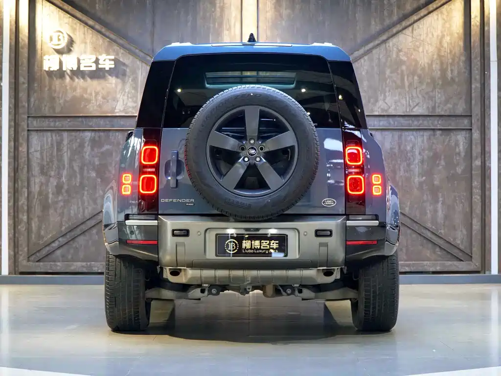 Land Rover Defender 2022 110 P400 X-DYNAMIC HSE