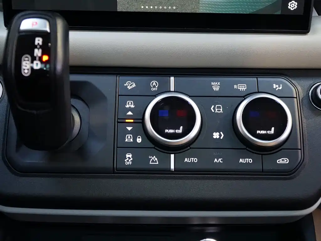 Land Rover Defender 2022 110 P400 X-DYNAMIC HSE