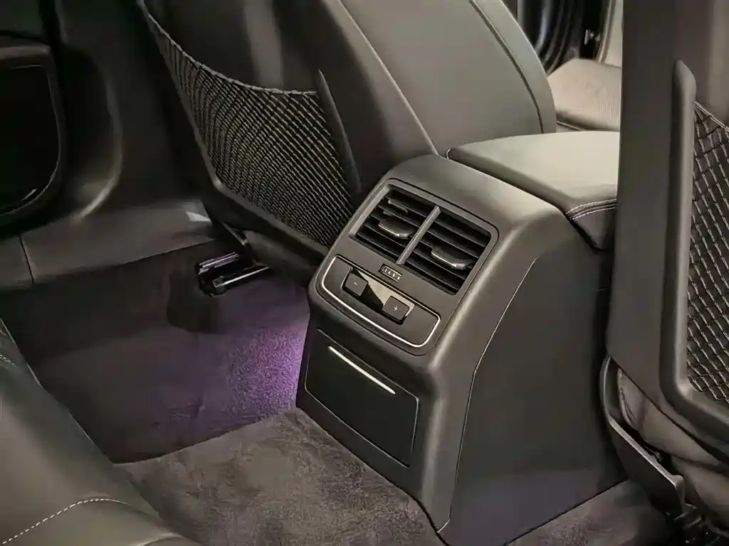 Audi A4L 2020 40 TFSI quattro Luxury Dynamic Edition