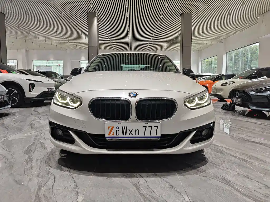 BMW 1 Series 2017 118i Sport Line
