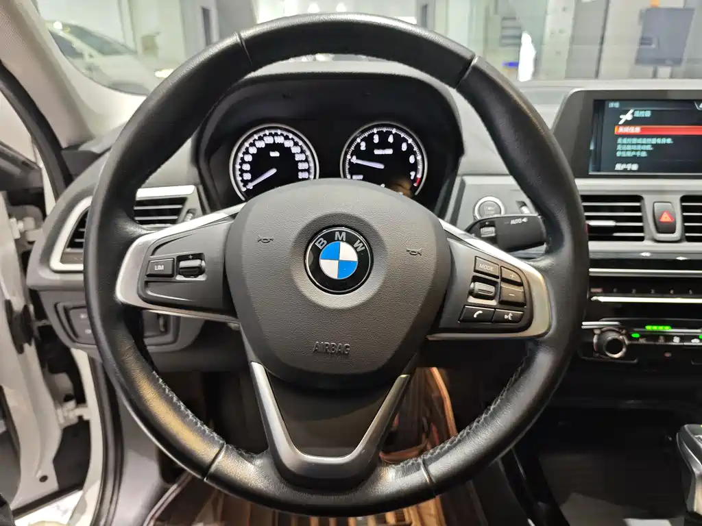BMW 1 Series 2017 118i Sport Line