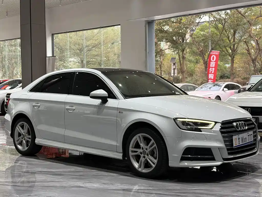 Audi A3 2020 Limousine 35 TFSI Style Edition National V