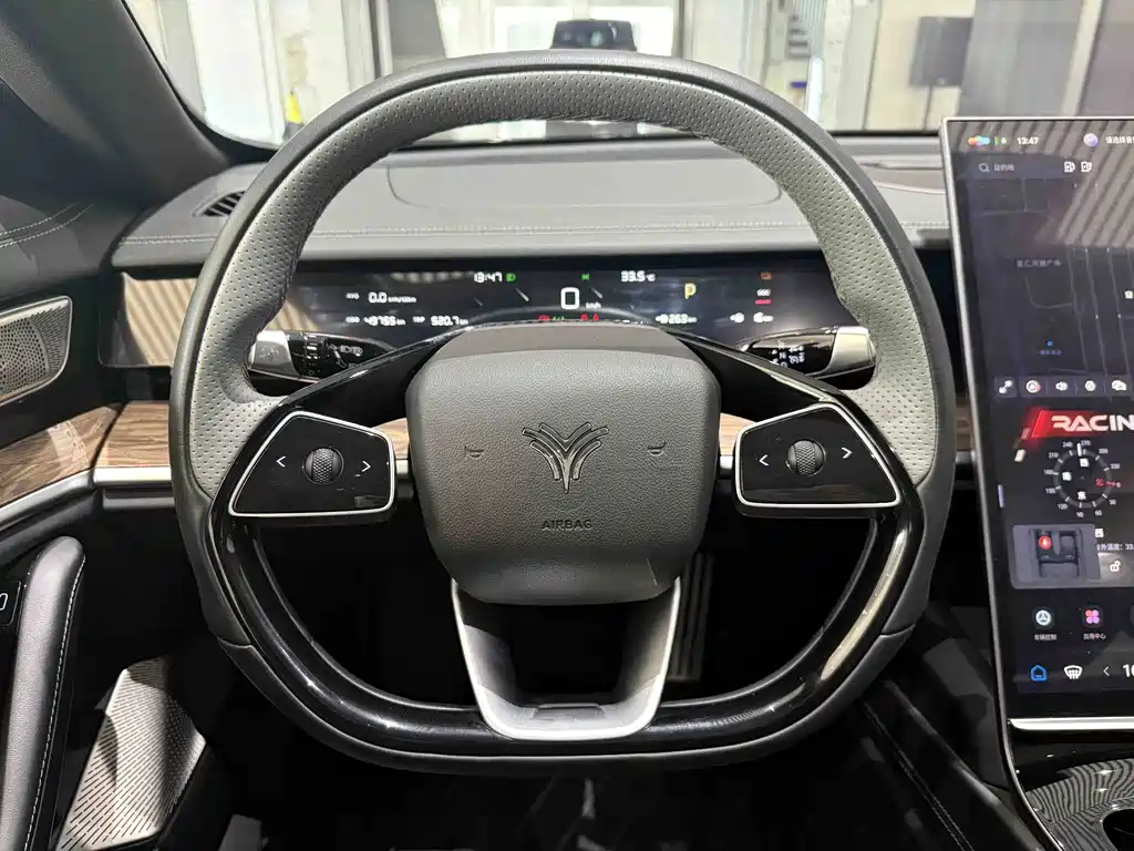 NIO ET5 2024 Edition Range-Extended 1060 Lite Version