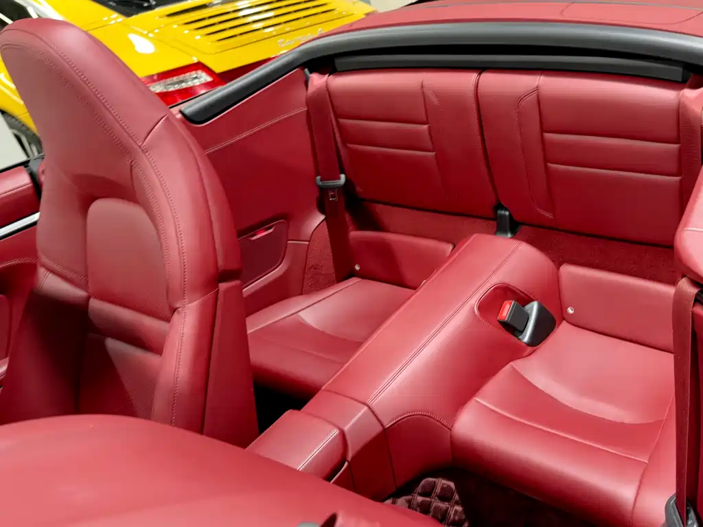 Porsche 911 Carrera Cabriolet 3.0T 2020 Model