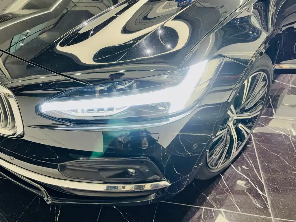 Volvo S90 2021 B5 Intelligent Luxury Edition