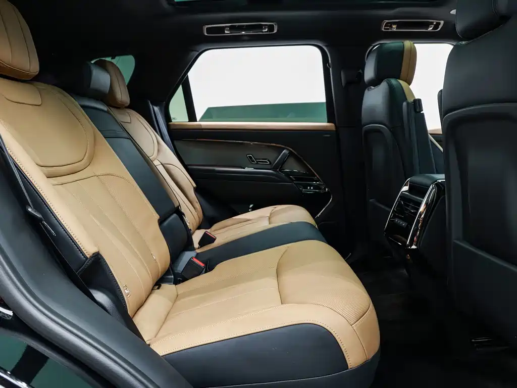 Range Rover Sport 2025 Edition 400PS Dynamic SE