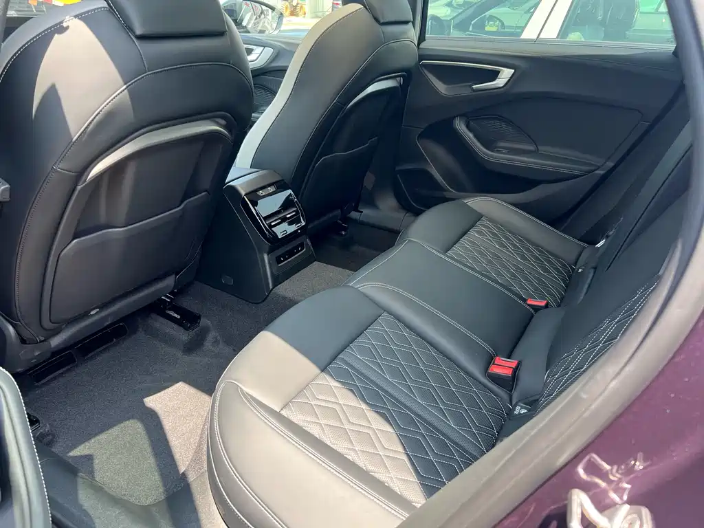 Audi A5L 2026 model Sport Plus