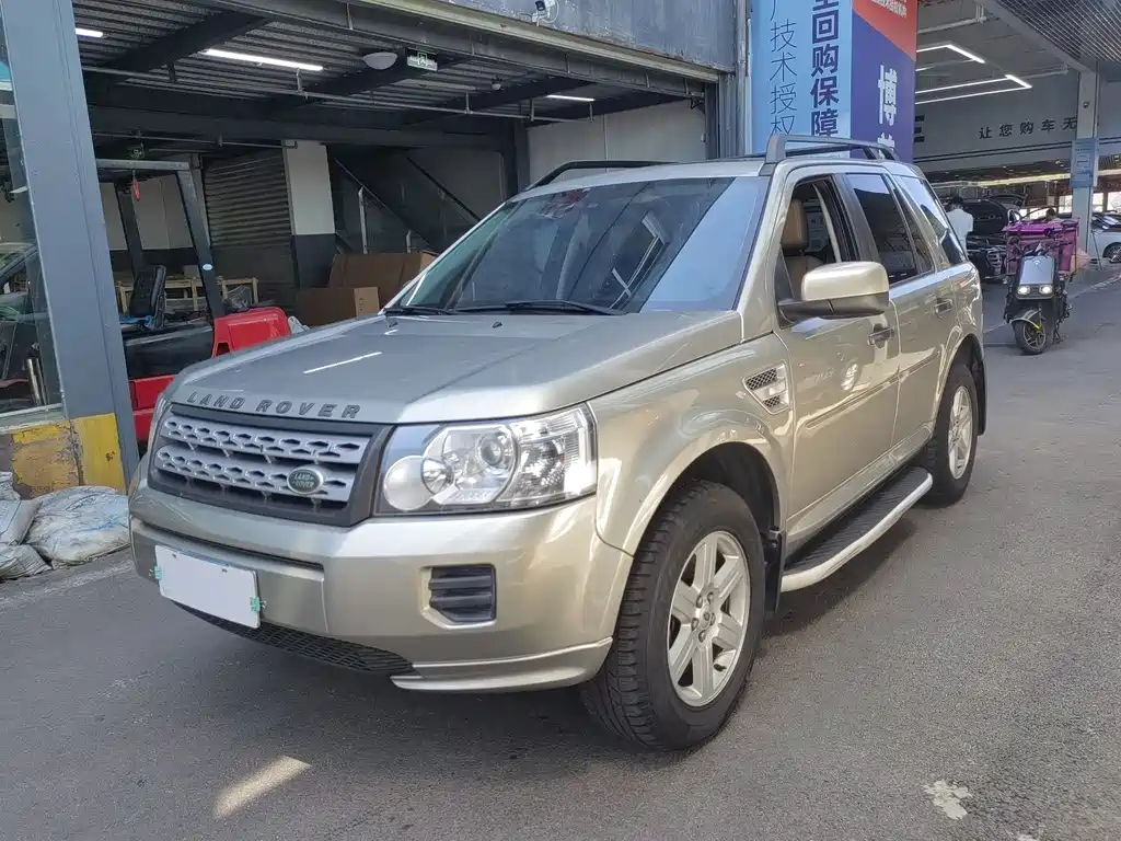 Freelander 2 2012款 2.0T Si4 HSE Gasoline Edition