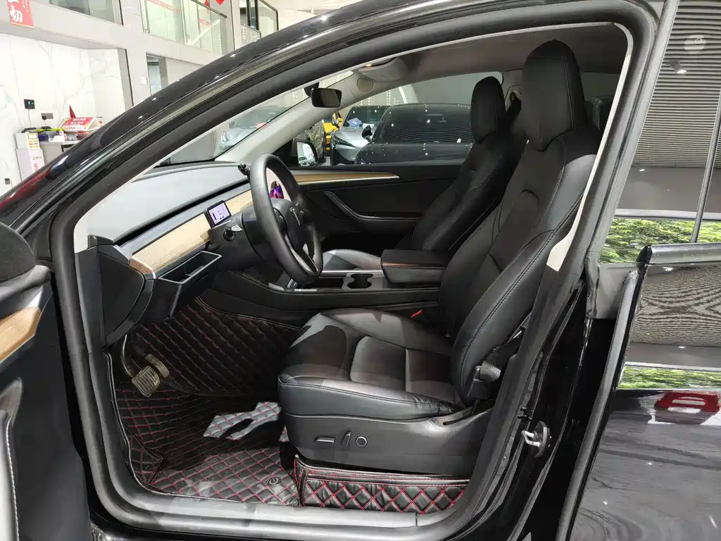 Model Y 2022 Rear-Wheel Drive Edition