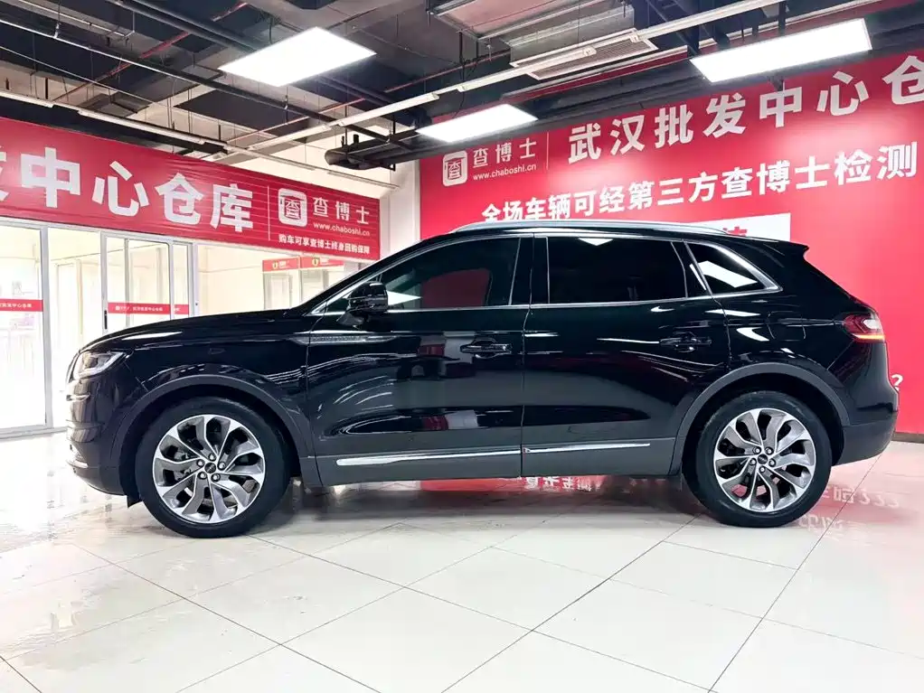 Navigator 2021 Edition 2.0T All-Wheel Drive Premium Version