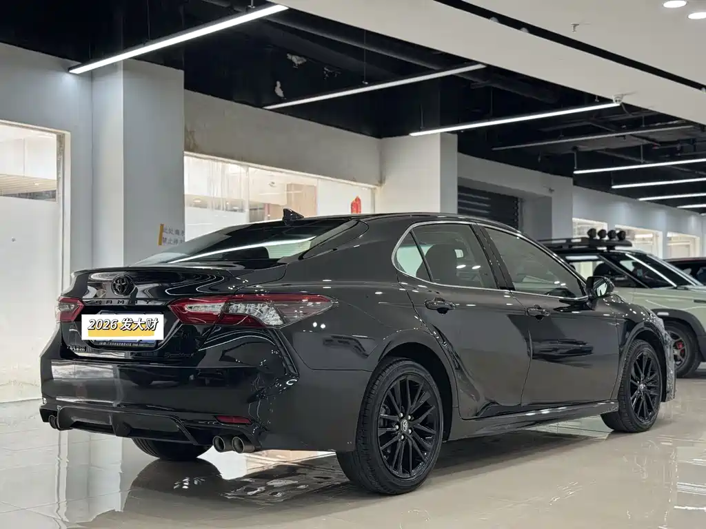 Camry 2023 2.5G Luxury Edition