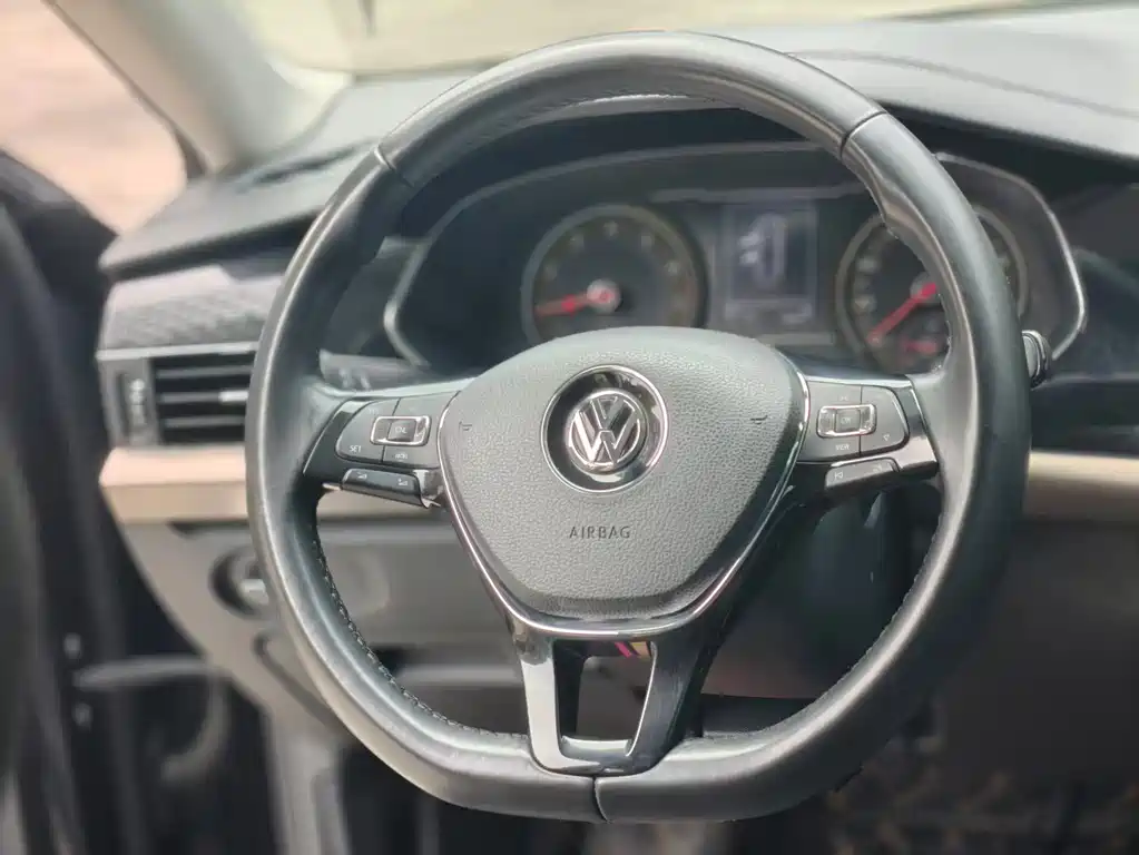 Passat 2020 330 TSI Elite Edition National VI