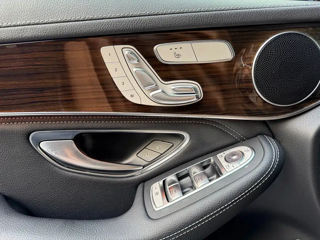 Mercedes-Benz GLC 2019 GLC 260 4MATIC Dynamic Edition