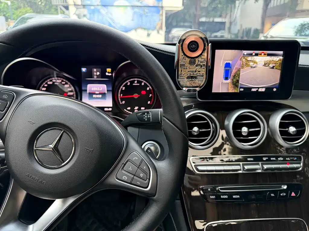 Mercedes-Benz GLC 2019 GLC 260 4MATIC Dynamic Edition