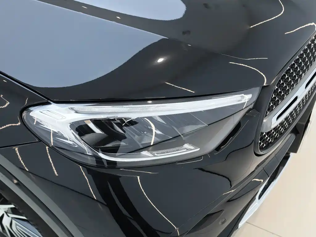Mercedes-Benz GLC 2025款 Restyled GLC 260 L 4MATIC Dynamic Edition