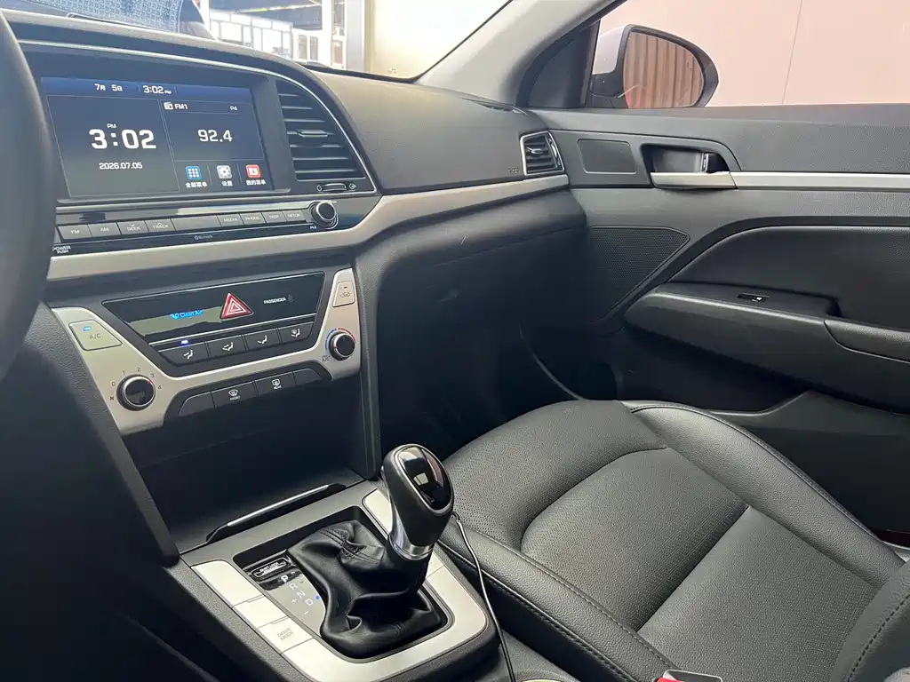 Leonding 2016 1.6L Automatic ZhiXuan·Luxury Edition
