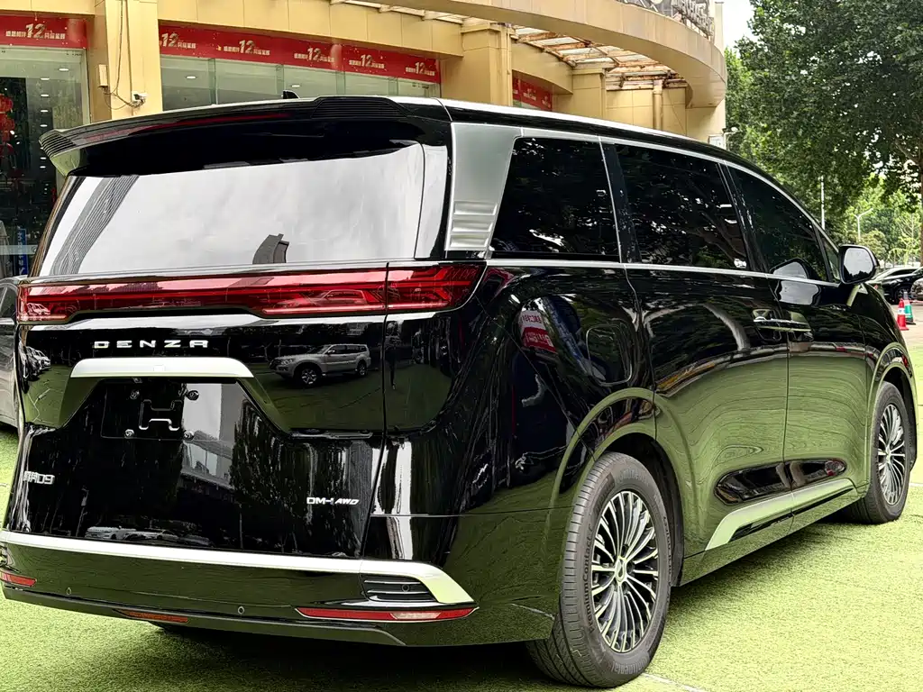 Tengri D9 2024 Model DM-i 980 All-wheel Drive Prestige Edition