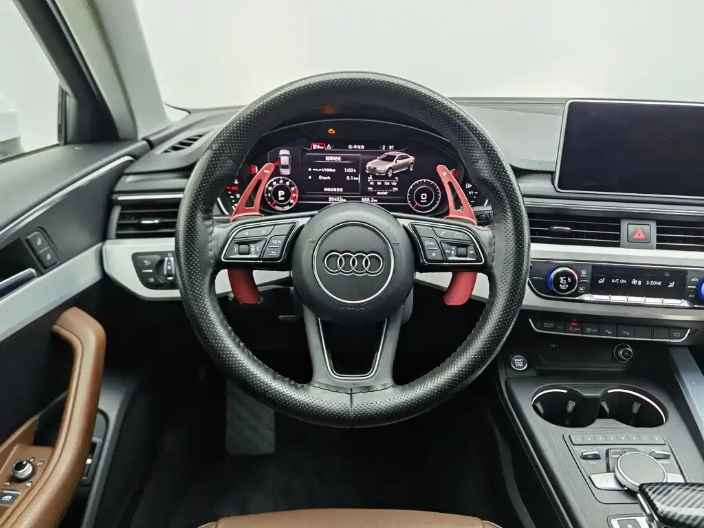 Audi A4L 2019 40 TFSI Fashion Edition National VI