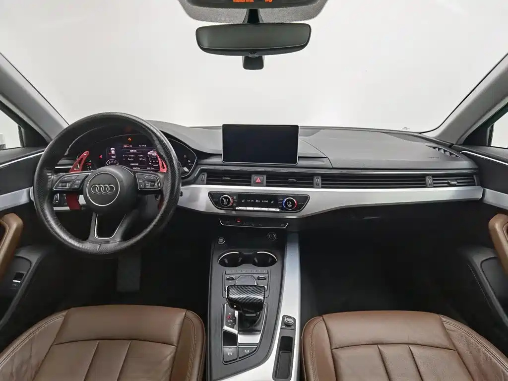 Audi A4L 2019 40 TFSI Fashion Edition National VI