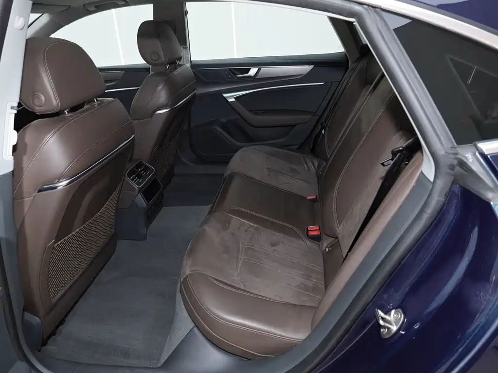 Audi A7L 2024 45TFSI S-line Zhumeng Edition Liucheng Package