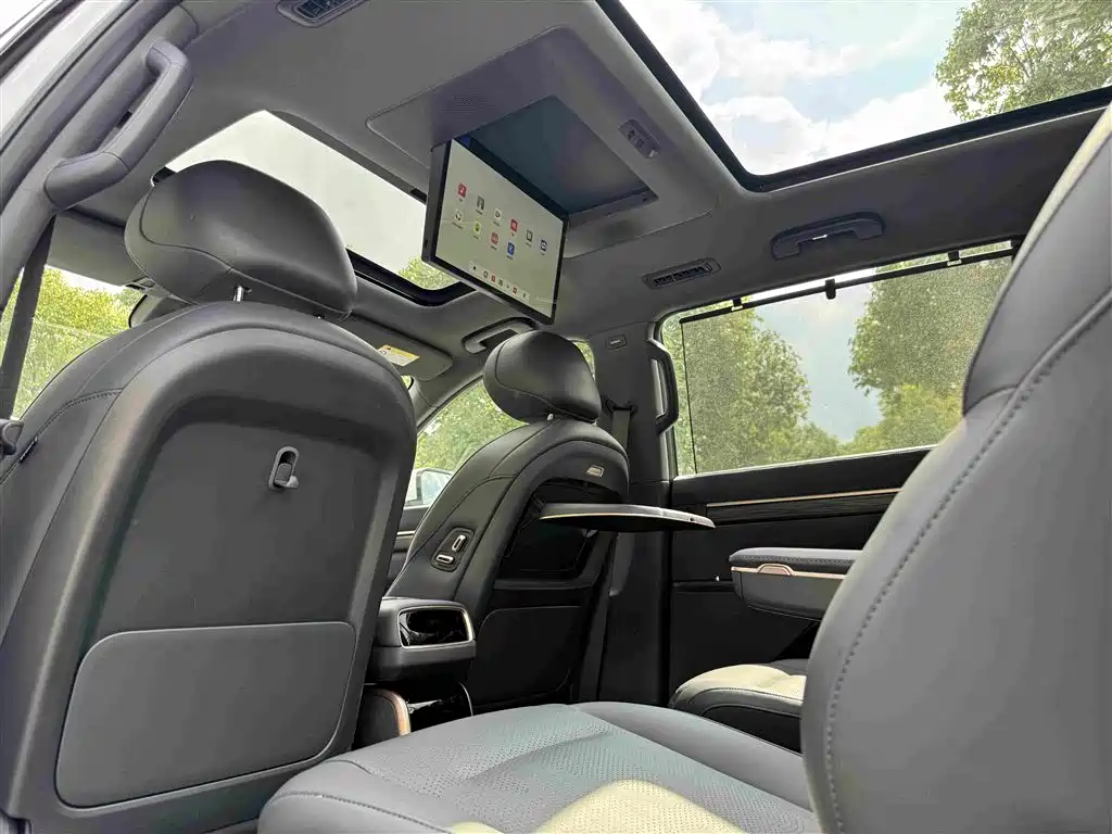 eπ008 2024 6-seat range-extended version