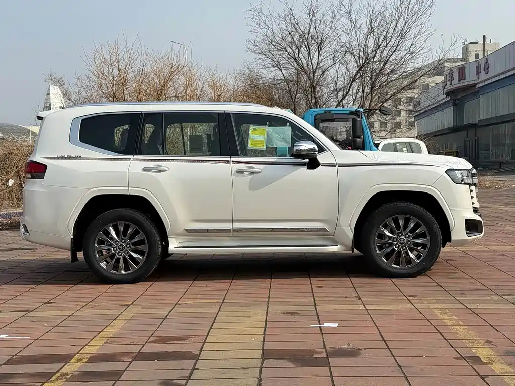 Land Cruiser Prado (Import) 2026 Model 4.0L Automatic