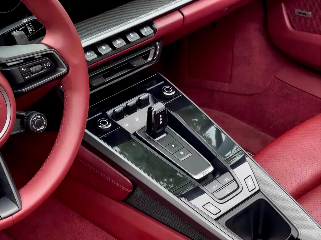 Porsche 911 Carrera Cabriolet 3.0T 2020 Model