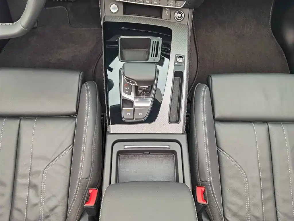Audi Q5L 2022 Facelift 40T Premium Dynamic Edition