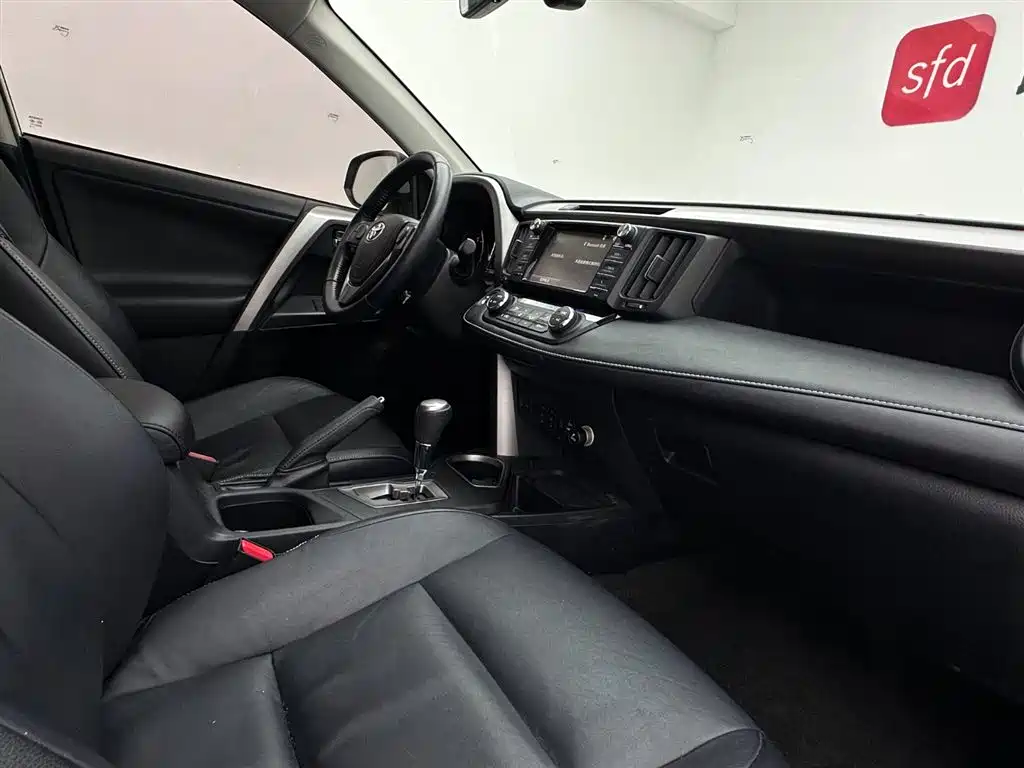 RAV4 2019款 2.0L CVT两驱智尚版 国VI