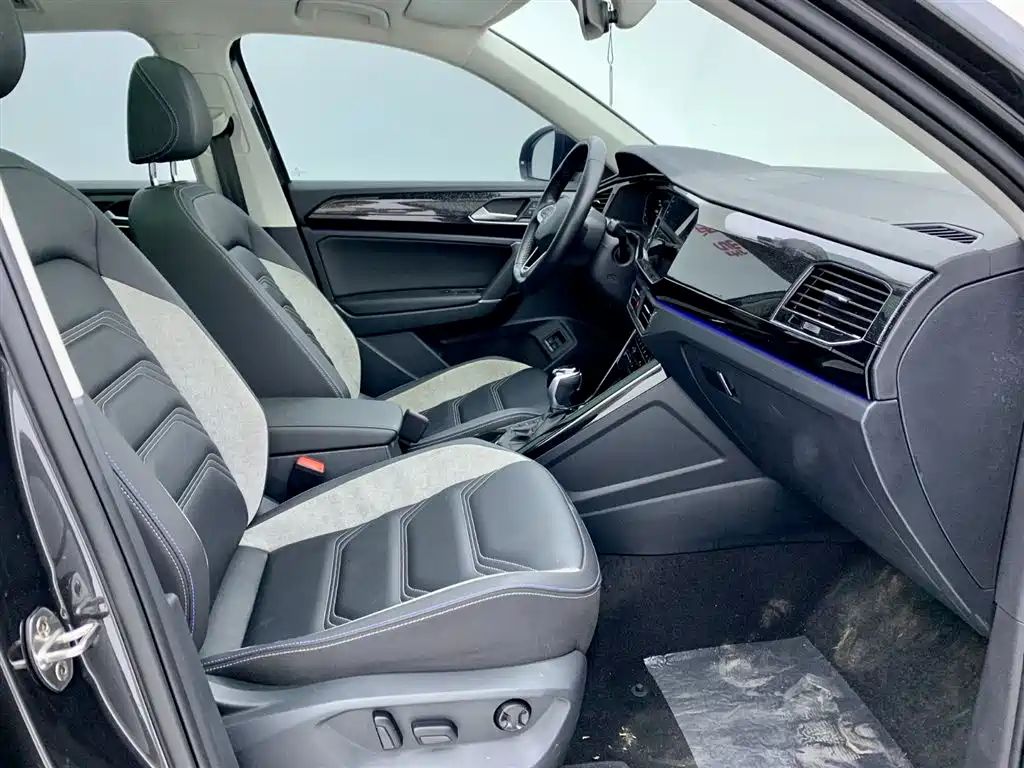 Tayron GTE 2022 1.4T Luxury Edition