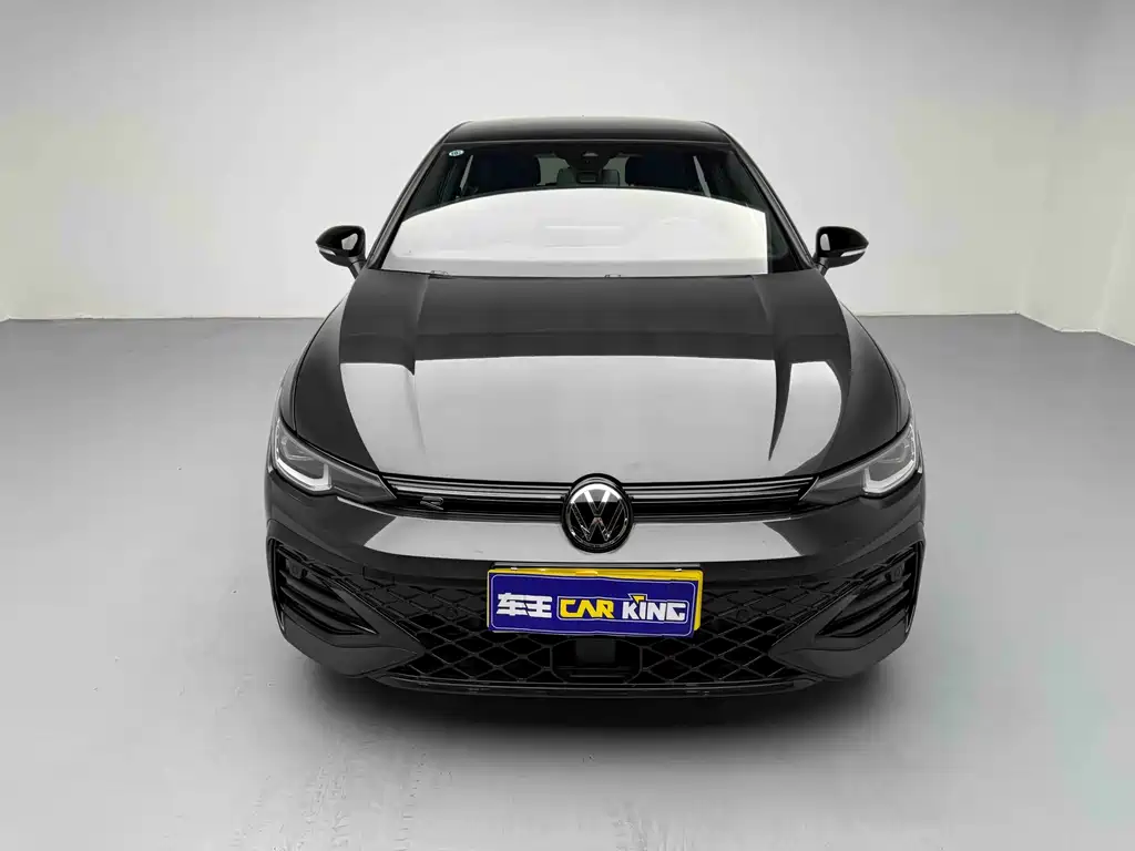 2025 Golf R-Line 300TSI