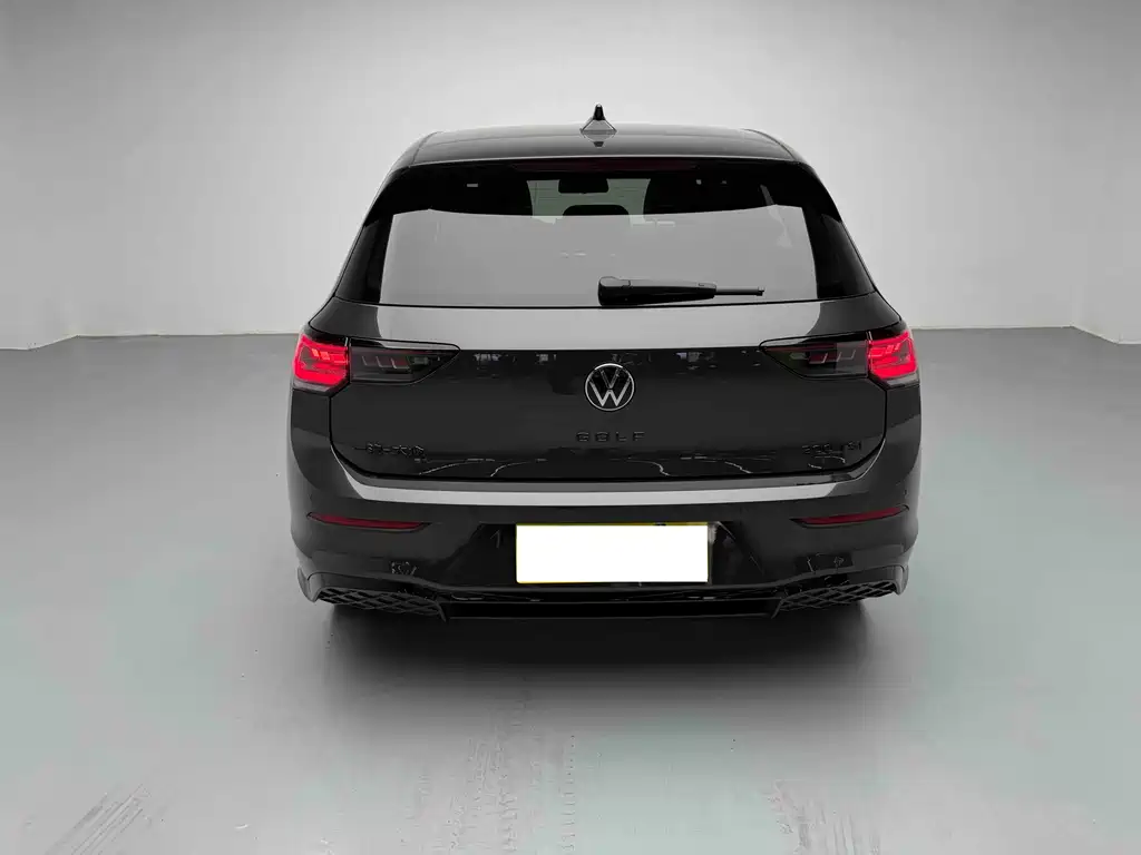 2025 Golf R-Line 300TSI