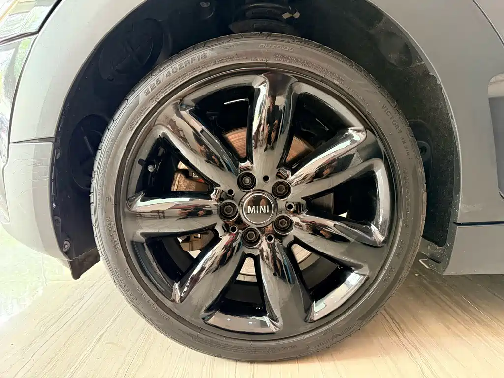 MINI CLUBMAN 2016 Edition 2.0T COOPER S