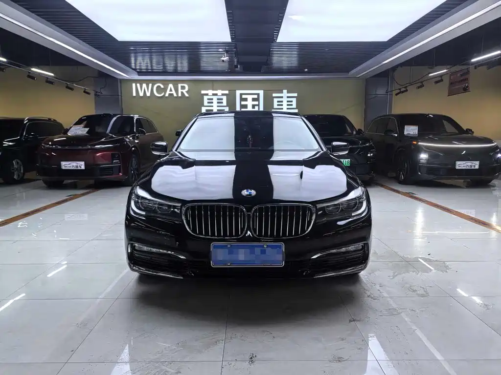 BMW 7 Series 2016 730Li Leading Edition