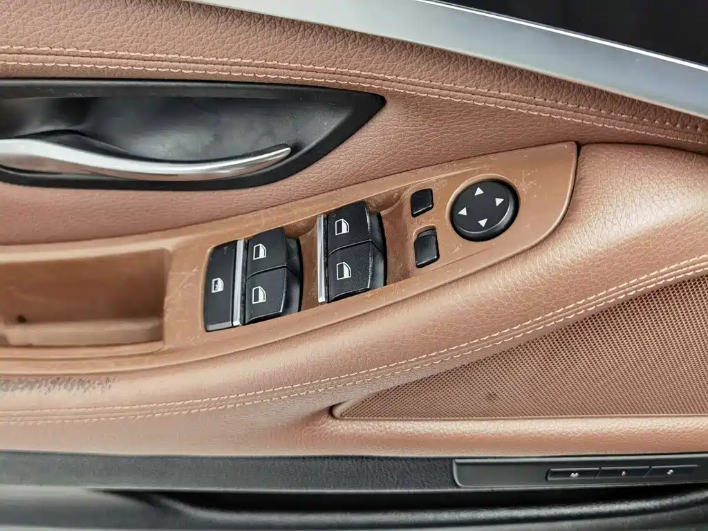 BMW 5 Series 2014 model 520Li Elegant Edition