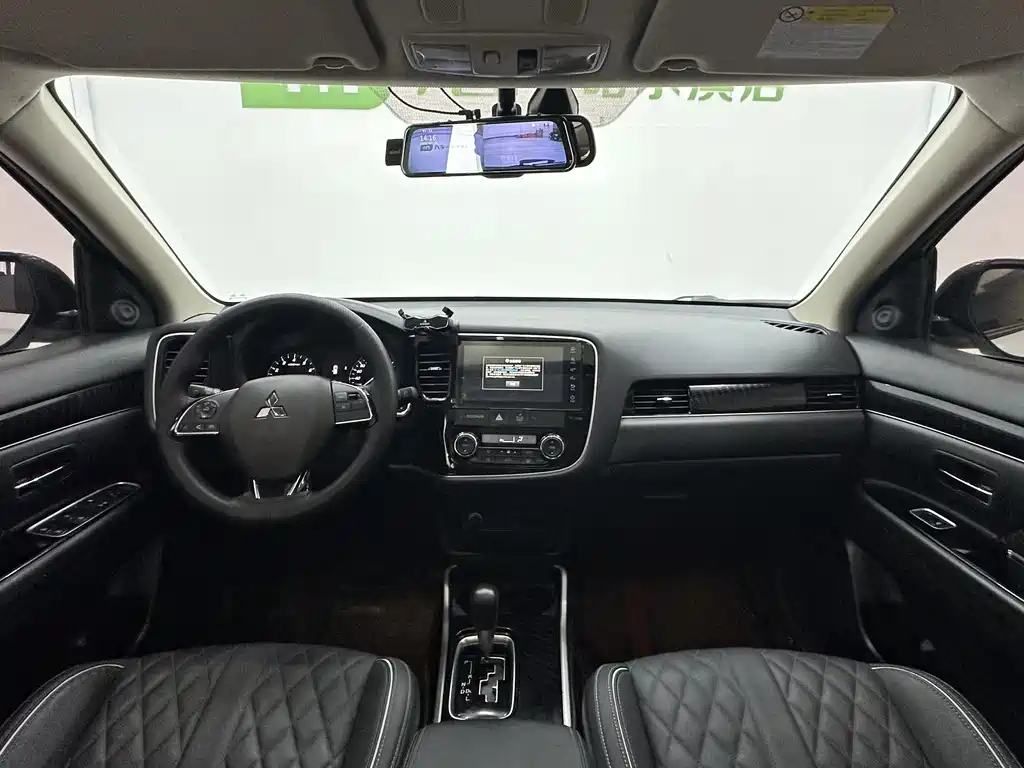 Outlander 2021 2.0L 2WD Enjoyment Edition 5-seat