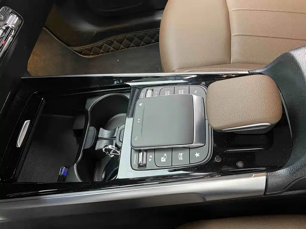 Mercedes-Benz GLB 2023 GLB 220 Dynamic Edition